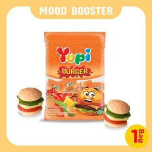 Looks like a tiny burger, but it’s a very soft gummy candy!