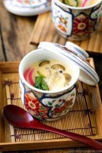 silky steamed egg custard with ingredients like mushrooms, shrimp, chicken and fish cake. Light, savoury, and melts in your mouth.