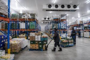 picking for cold storage warehouse