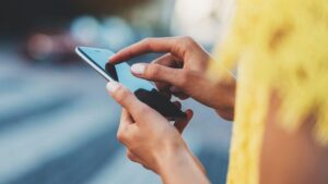 Customer Confirms Payment Details for QR payment Malaysia