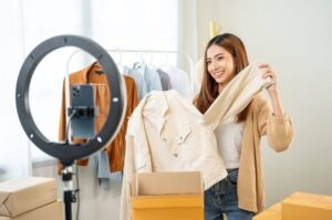 Engage with Customers During the Livestream Commerce