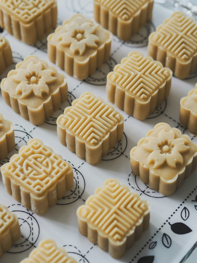 mooncake-happy-midautumn-festival