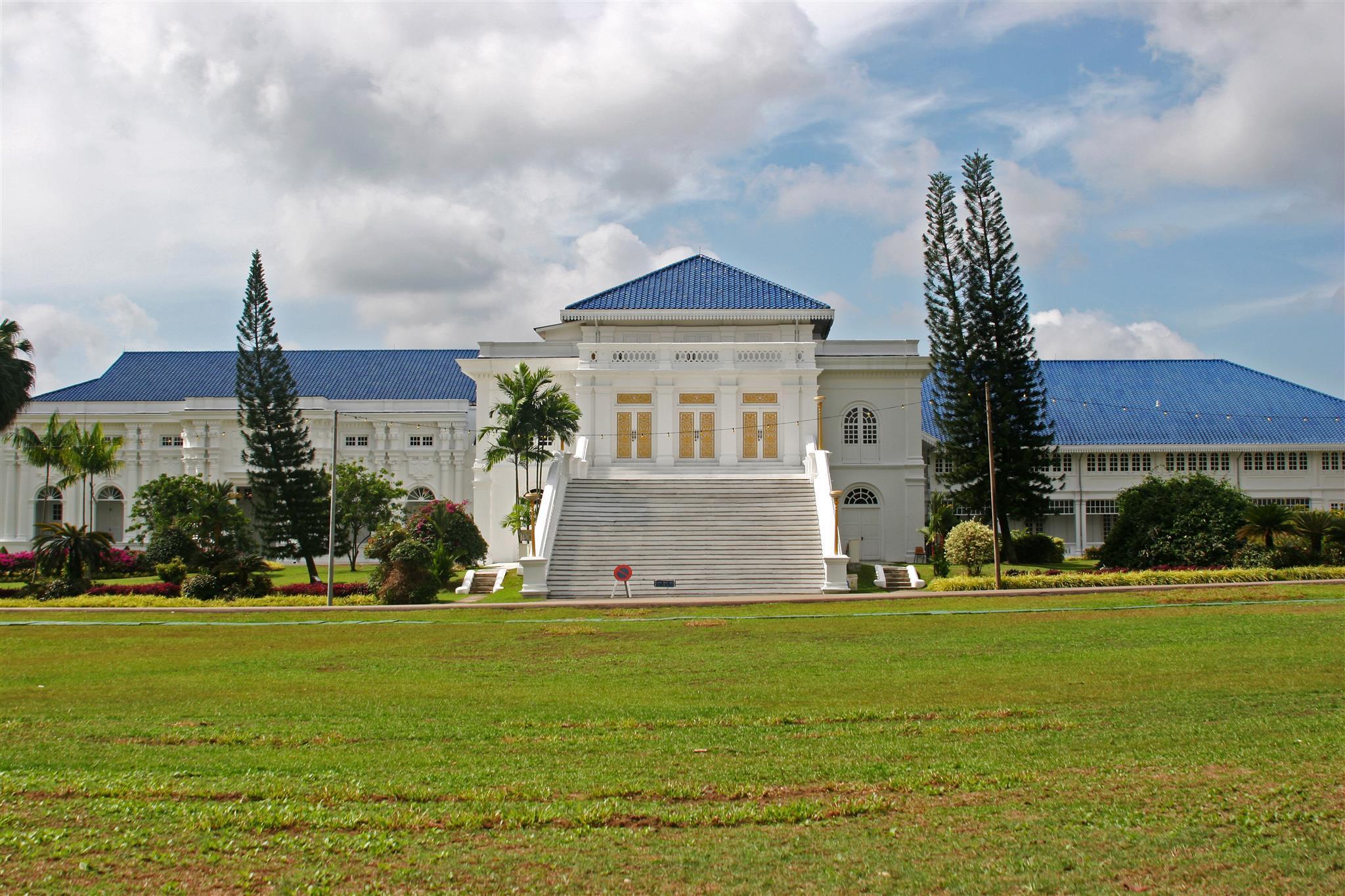 grand-palace-park