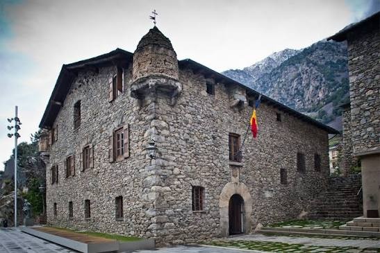 International Shipping from Singapore to Andorra