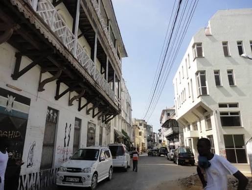 International Shipping from Singapore to Mayotte