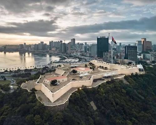 International Shipping from Singapore to Angola