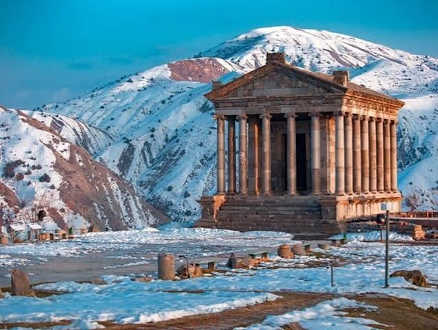 International Shipping from Singapore to Armenia