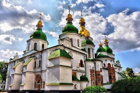 International Shipping from Singapore to Ukraine