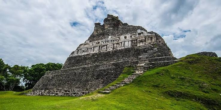 International Shipping from Singapore to Belize